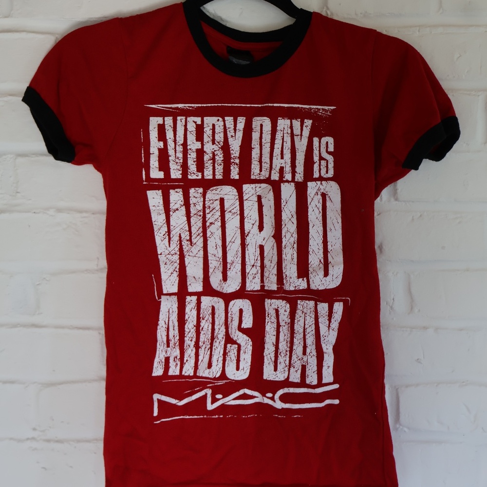 VINTAGE MAC COSMETICS WORLD AIDS DAY SHIRT